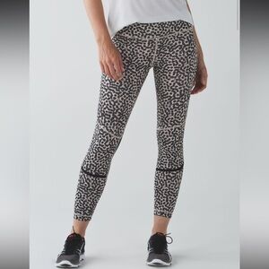 Lululemon cheetah leggings, 25” inseam, size 6